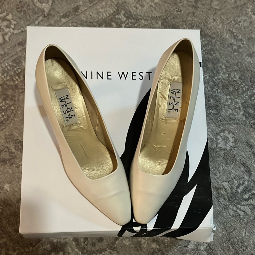 Nine West Cream Heels Sleek and Versatile